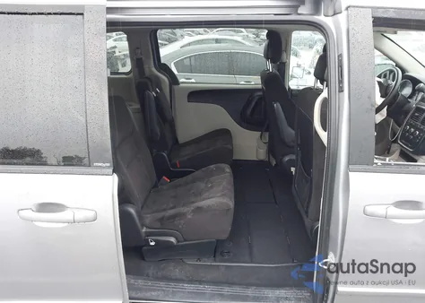 2014 Dodge Grand Caravan Sxt z USA, uszkodzony, nr VIN 2C4RDGCG6ER213979